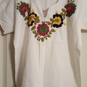 Mexican embroidered top (new)